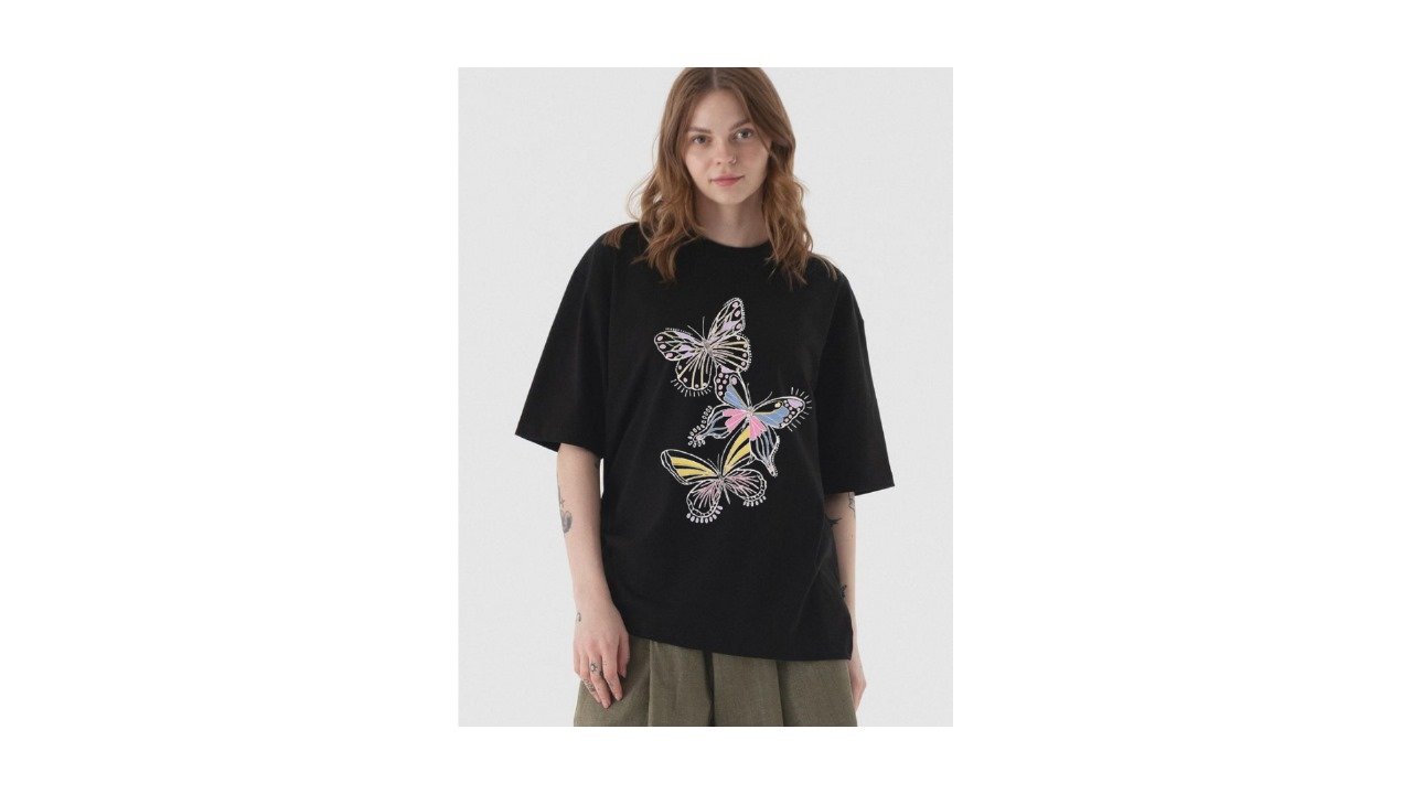 Women’s Oversized Black Butterfly Graphic T-Shirt – Casual Streetwear Style - Image 4
